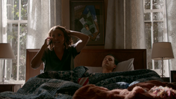 The Vampire Diaries: 8x07 - Josie and Lizzie hug Caroline, Sybil