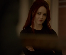 Aurora-3x18-16.png