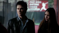 TVD319-032~Jeremy-Damon-Elena.png (1.5 MB)