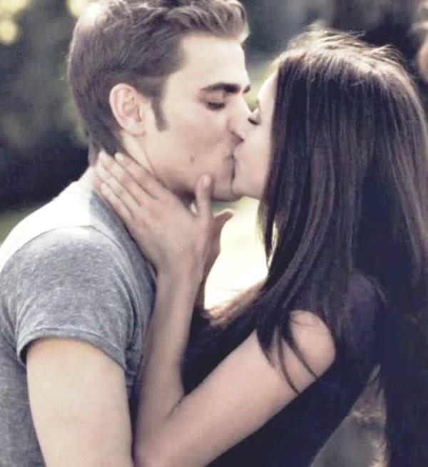 ¿Quién fue el primer amor de Stefan Salvatore?