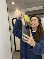 2022-08-4-Piper Curda-pipercurda-Twitter-BTS-02.jpg (311 KB)