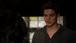 Kaleb, Wiki Vampire Diaries