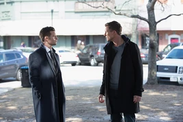 3x17 Behind the Black Horizon-Elijah-Finn