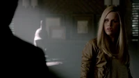 TVD401-038~Damon-Rebekah.png (1.74 MB)
