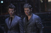 2x22 Ashes to Ashes-Elijah-Klaus.jpg (43 KB)