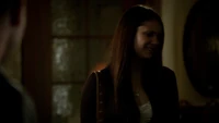 TVD312-172~Alaric-Elena.png (2.12 MB)