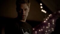 Aaron 4 TVD 5x05