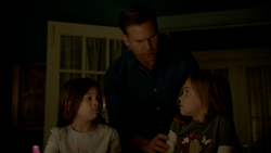 Alaric & his twin daughters Lizzie and Josie 😍