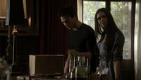 216VampireDiaries0437