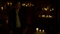 TVD312-141-Klaus~Damon~Coffins.png (1.61 MB)