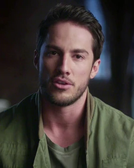 2017-03-10 Michael Trevino