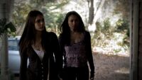 312VampireDiaries0429