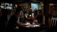 TVD504-044-Damon-Elena.png (2.23 MB)