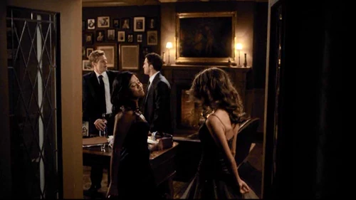 Aimee, Sarah, Matt und Tyler im Arbeitszimmer