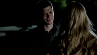 TO122-167-Klaus~Hope~Rebekah