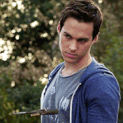 Tumblr nfvl0a69aC1r3g6elo1 250.gif