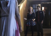 2x11 What Cupid Problem-Hope-Landon.jpg (505 KB)