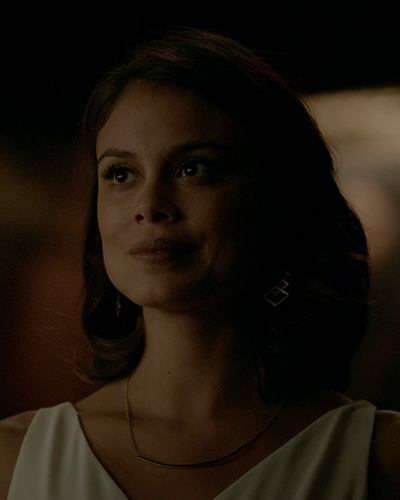 The Vampire Diaries 8x01: romance, morte e revelação surpreendente sobre  Sybil