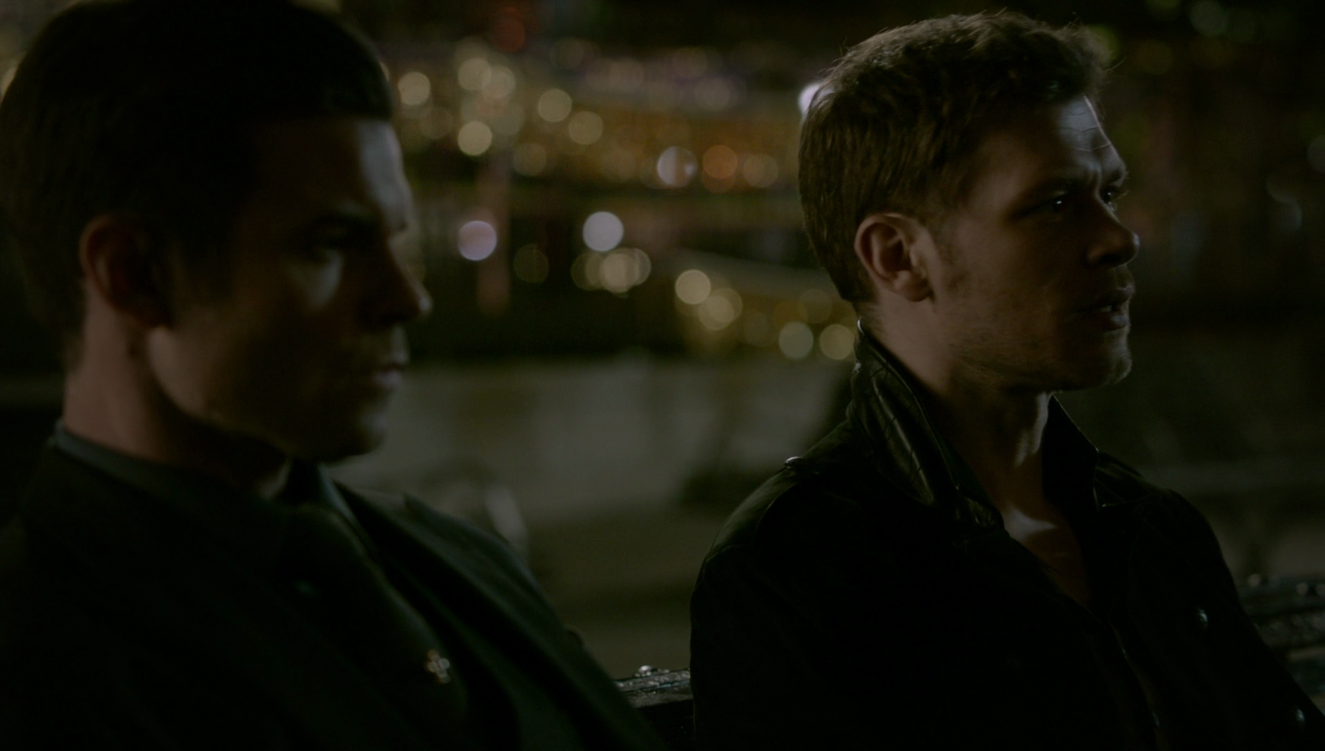 The Originals' First Look: Klaus and Rebekah attend a Masquerade Ball