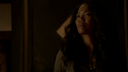 The Originals' Esther Revealed Her Plan In Every Mother's Son & Got A New  Look