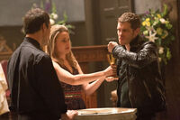 1x13 Crescent City~Kieran-Camille-Klaus