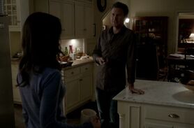 Tvd-recap-break-on-through-31