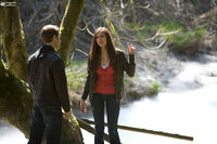 1x01 Pilot~Stefan-Elena-06