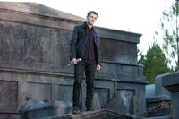 1x16 Farewell to Storyville-Klaus