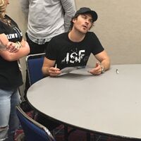 2018-04-13-Wizard World-Portland-Ian Somerhalder-02