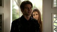 Elijah-and-Elena-in-2x19-Klaus-elijah-and-elena-21743254-1280-720