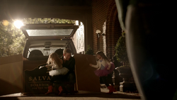 816-171~Alaric~Josie~Lizzie-Boarding House