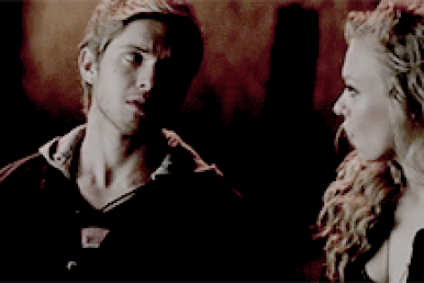 Jo & Alaric ♡ Vampire diaries, Vampire, Indoor wedding ceremonies