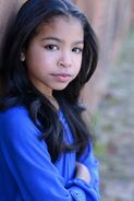 Navia Robinson as Janie