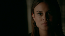 The Vampire Diaries 8x01: romance, morte e revelação surpreendente sobre  Sybil