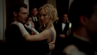 TVD314-068-The Mikaelson's Ball-Klaus-Caroline