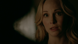 Hated alaric in this scene. #carolineforbes #alaricsaltzman