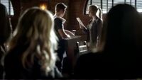 Vampire Diaries 58-4