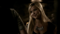 TVD108-102~Bartender-Lexi