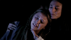 Dahliaandfreya.gif