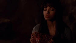 Bonnie harnessing the power of Qetsiyah's blood.