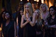 3x22 The Bloody Crown-Rebekah