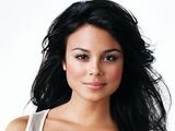 Nathalie Kelley