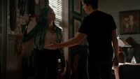 713-031-Damon-Bonnie