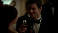 3x14-Dangerous-Liaisons-elijah-29029684-1280-720