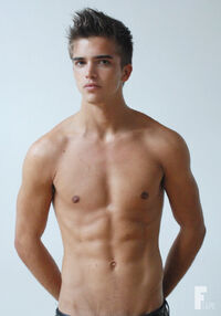 River-Delfin-elite-model-management-male-model 4