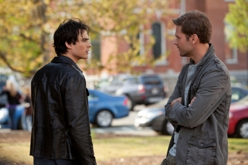 Damon and Alaric Vampire diaries damon, Damon salvatore vampire