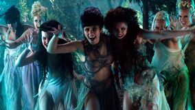 Lesbian-vampire-killers