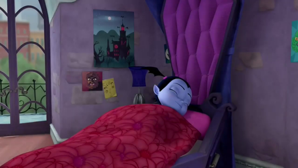 Vampirina bed in a bag shop