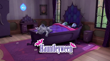 Vampirina bed top