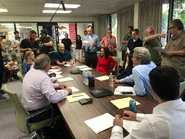 D3eEJfRWwAEdLFR.jpg-large.jpeg (571 KB)